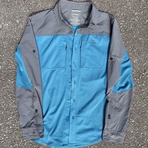 L.L. Bean Men's Blue and Gray Jacket shirt slightly fitted fishing Size Small